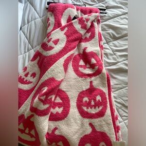 Pumpkin reversible oversized plush throw blanket Halloween